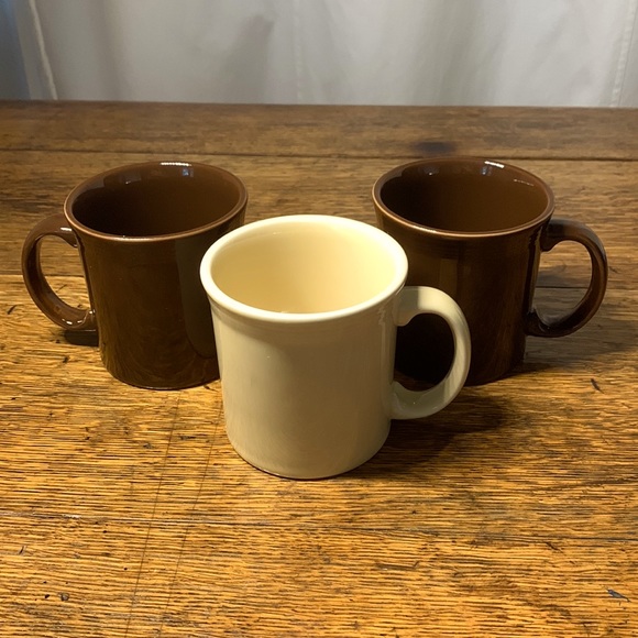 Fiesta ware mugs - Picture 2 of 8